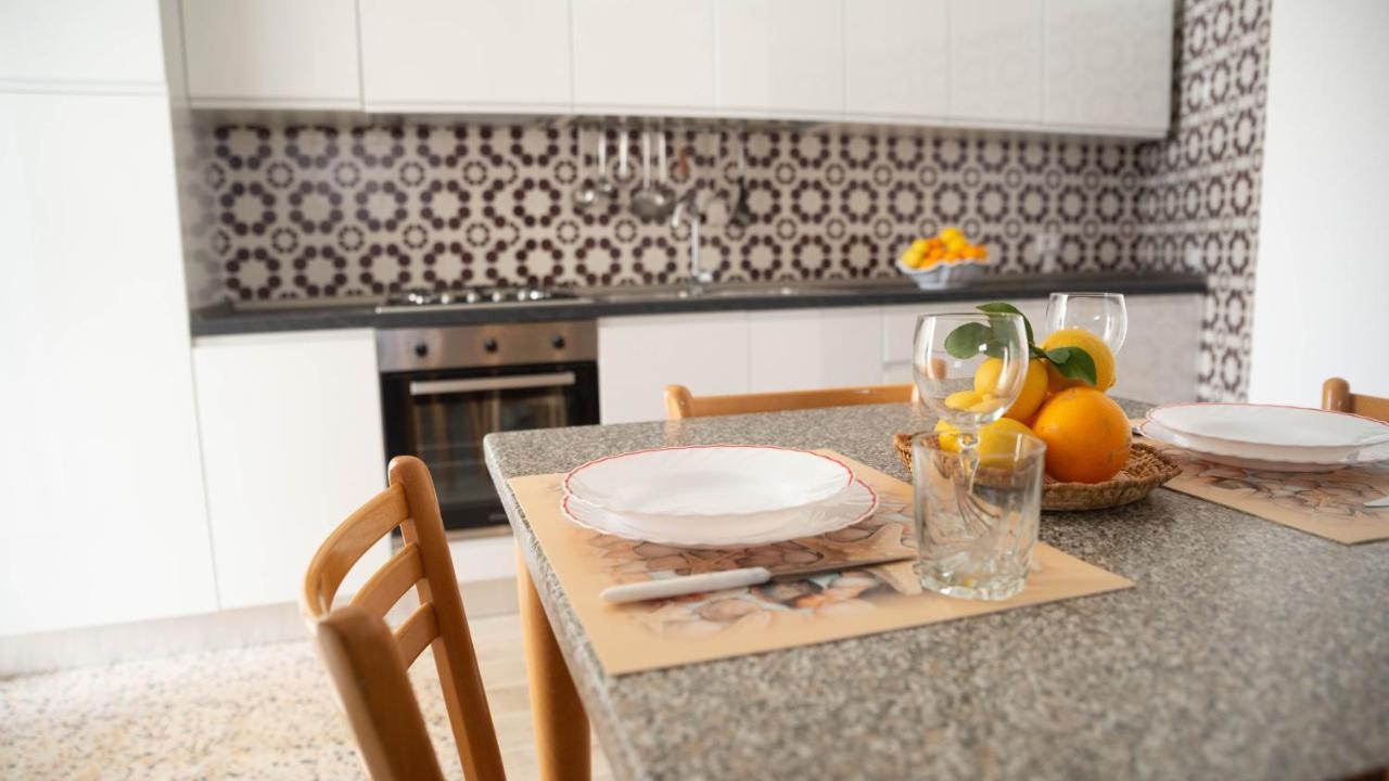 Appartamenti Melograno E Fico Loculi Extérieur photo