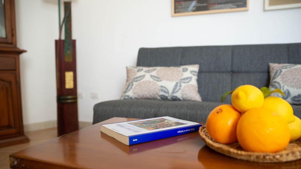 Appartamenti Melograno E Fico Loculi Extérieur photo