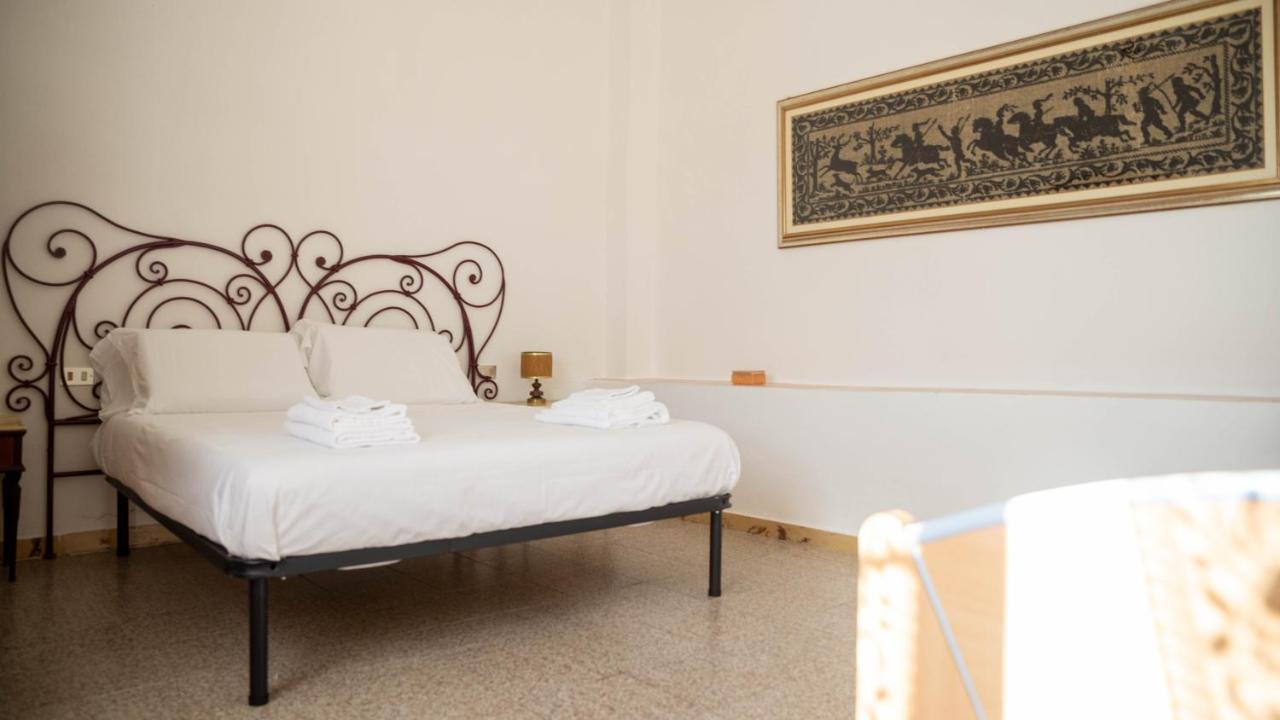 Appartamenti Melograno E Fico Loculi Extérieur photo