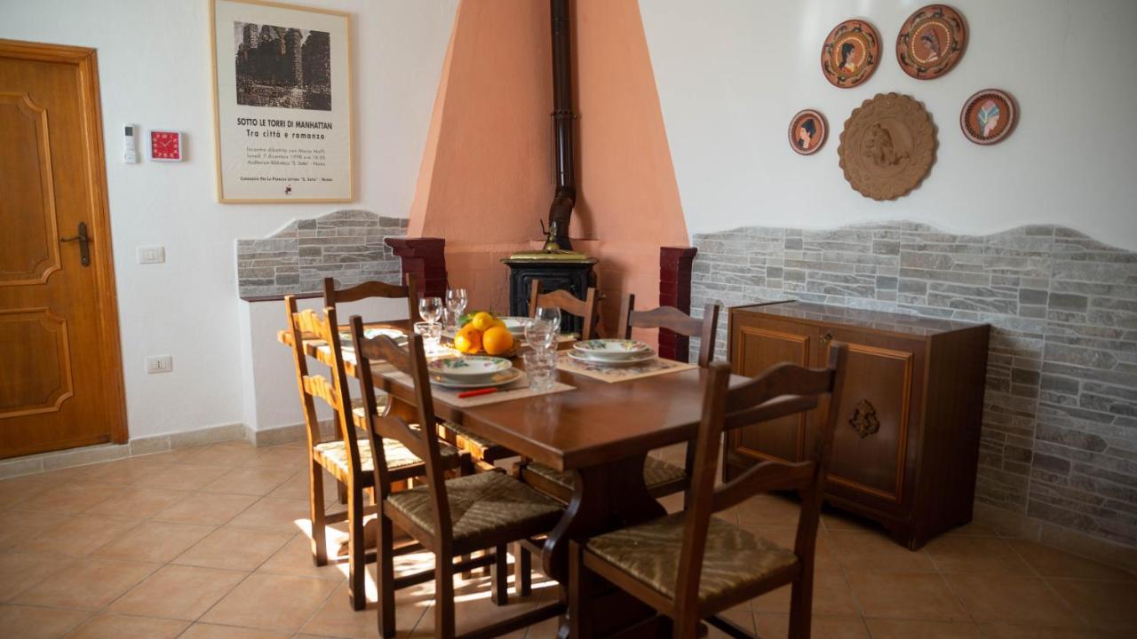 Appartamenti Melograno E Fico Loculi Extérieur photo